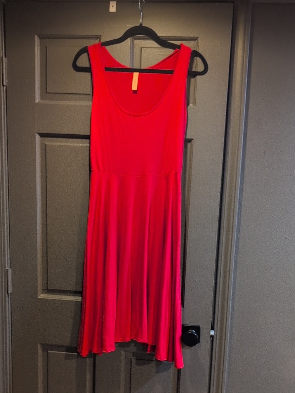 Gilli Bright Red Sleeveless Dress with Peach Neck Tag